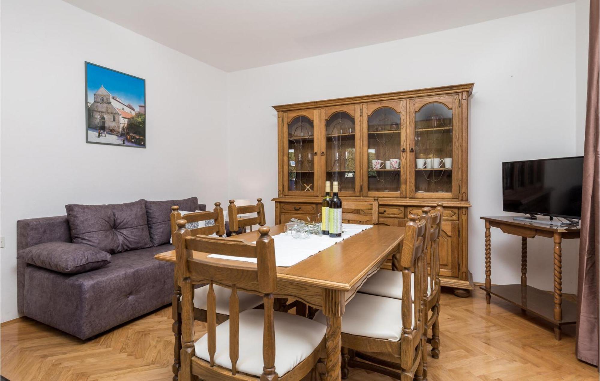 2 Bedroom Awesome Apartment In Pag باغ المظهر الخارجي الصورة