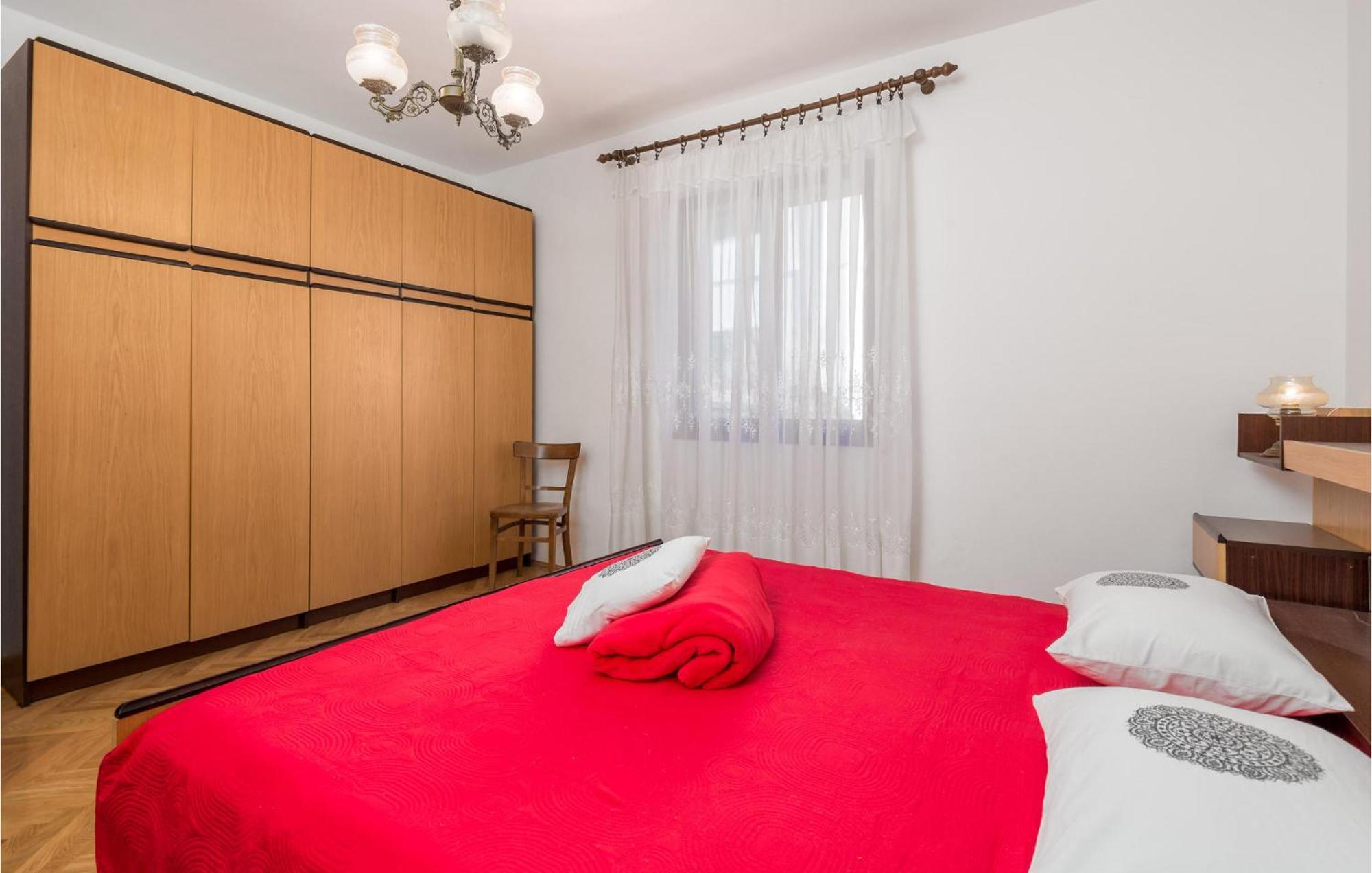 2 Bedroom Awesome Apartment In Pag باغ المظهر الخارجي الصورة