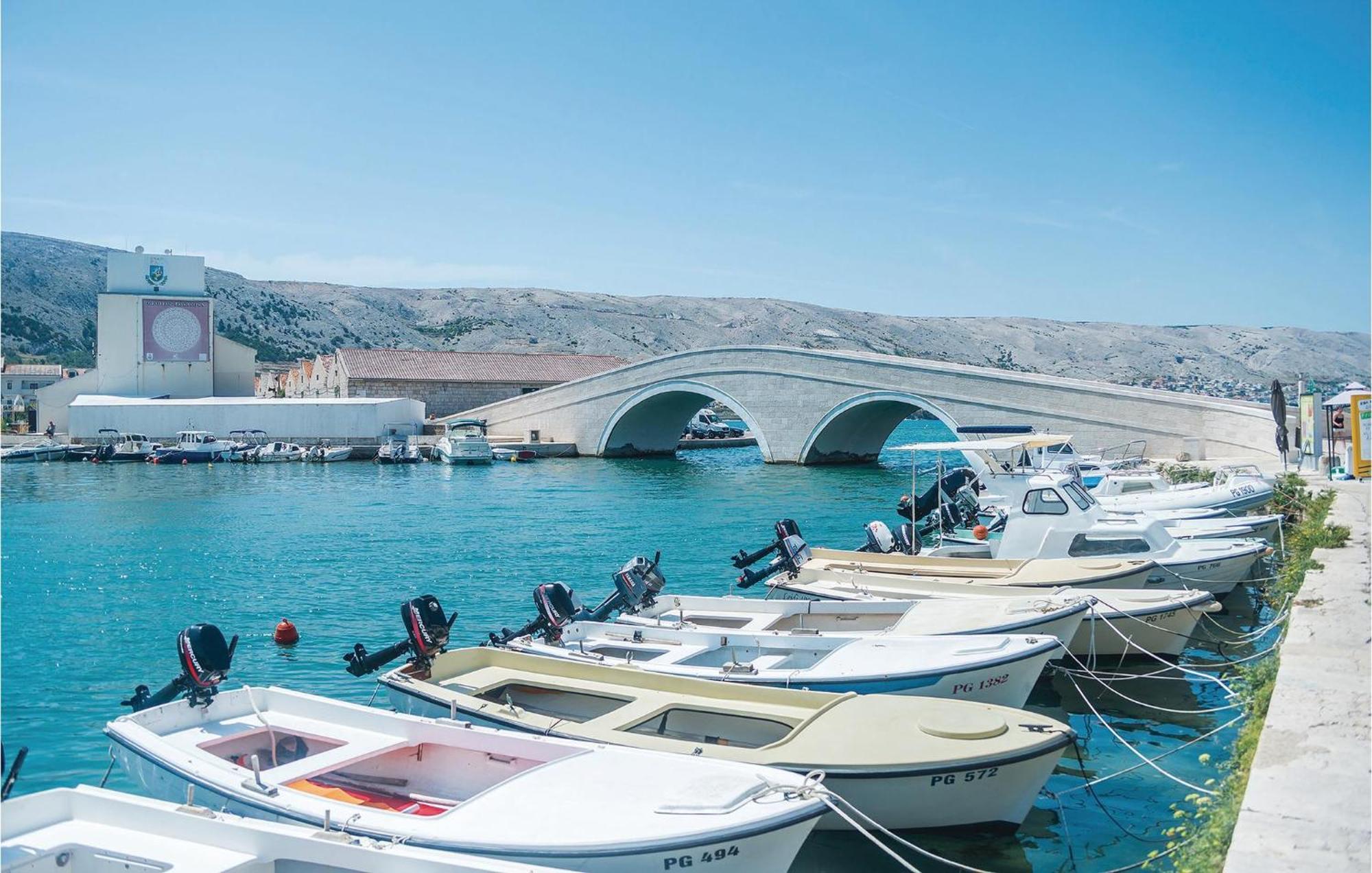 2 Bedroom Awesome Apartment In Pag باغ المظهر الخارجي الصورة